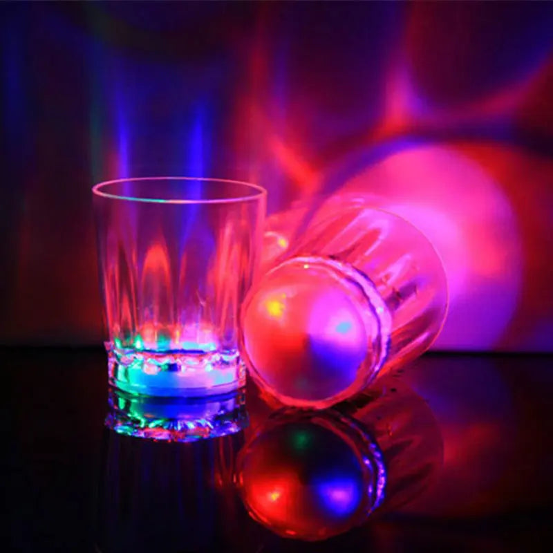 Świecące Kieliszki LED 6/12/24 szt. – Migające Szklanki Do Shotów Na Imprezę i Halloween