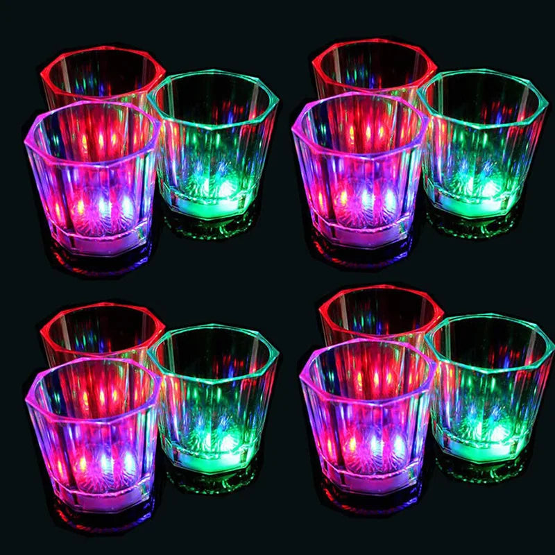 Świecące Kieliszki LED 6/12/24 szt. – Migające Szklanki Do Shotów Na Imprezę i Halloween